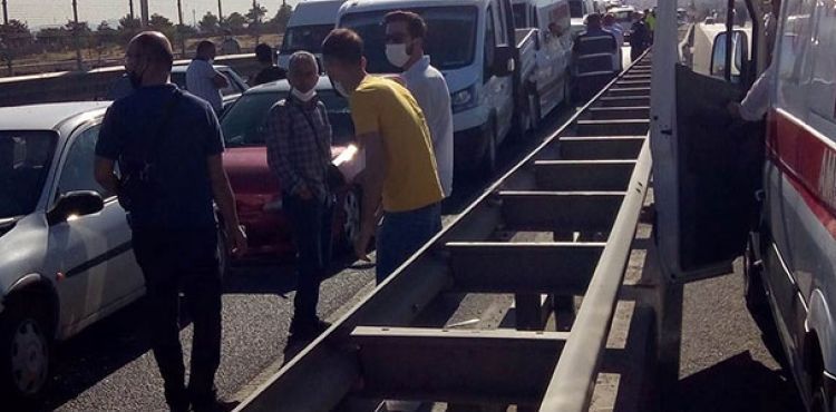 Malatya'da 9 araçlı zincirleme kaza: 21 yaralı