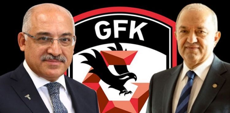 Büyükekşi, görevi Akınal'a devrediyor