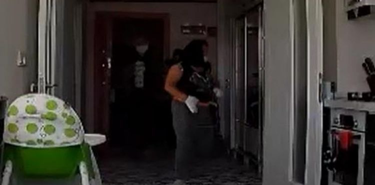 Evlerden 230 bin liralık ziynet eşyası çalan 2 şüpheli yakalandı