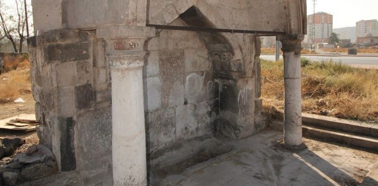TARİHİ HACI KASIM ÇEŞMESİ MELİKGAZİ KORUMASINDA