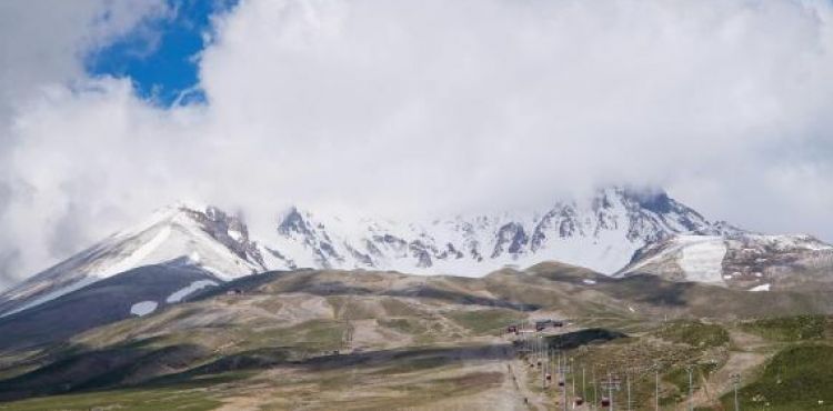 Erciyes'e haziran kar