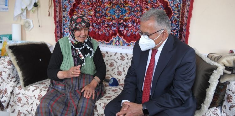 BAŞKAN BÜYÜKKILIÇ, NECİBE NİNE’NİN DAVETİNE İCABET ETTİ