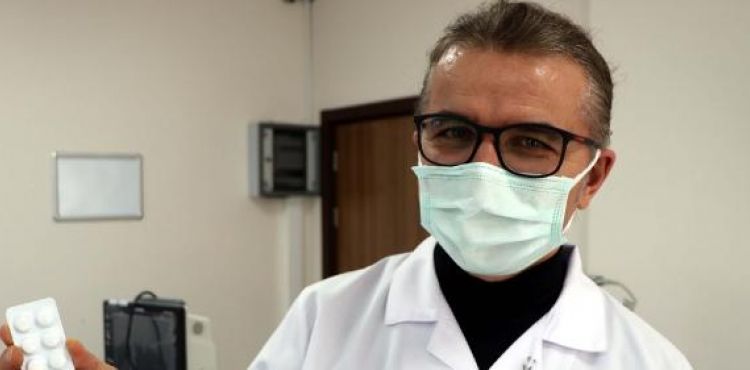 ‘65 yaş üstünde yanlış ilaç kullanımına bağlı yan etkiler daha fazla görülüyor’