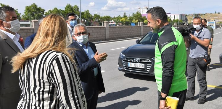 BAŞKAN BÜYÜKKILIÇ’TAN “KAYSERİSPOR” ZİYARETİ