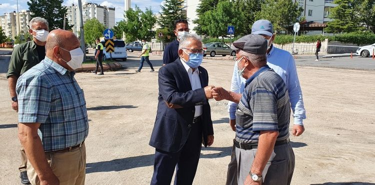 BÜYÜKŞEHİR’DEN BEYAZŞEHİR MAHALLESİ’NE 5 BİN TON ASFALT