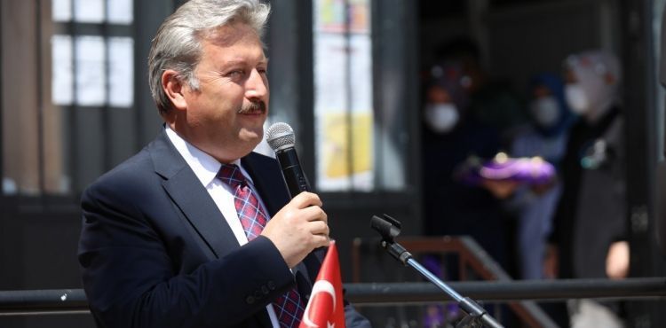 BAŞKAN PALANCIOĞLU, ÖZEL ÖĞRENCİLERİN MEZUNİYET TÖRENİNE KATILDI