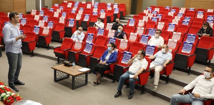MELİKGAZİ BELEDİYE PERSONELİNE 'İLETİŞİM TEKNİKLERİ’ SEMİNERİ