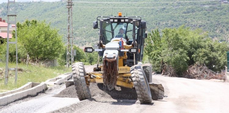 KIRANARDI MAHALLESİNDE ASFALT HAZIRLIKLARI BAŞLADI