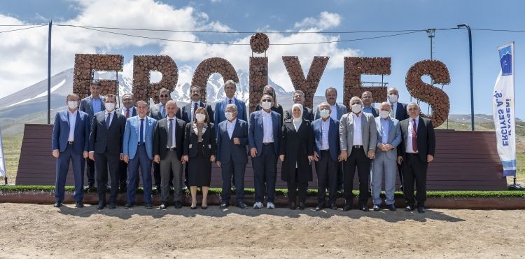 BAŞKANLAR, KADİM KENT KAYSERİ’YE HAYRAN KALDI