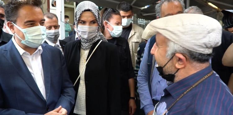 ALİ BABACAN AFYONKARAHİSAR’DA ESNAFI ZİYARET ETTİ