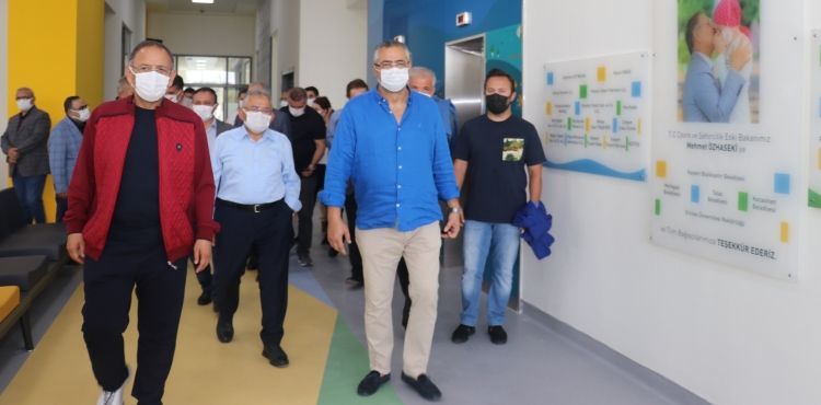 Özhaseki, Erciyes Üniversitesi KANKA Çocuk Hematoloji - Onkoloji ve Kemik İliği Nakli Hastanesi’nde İncelemelerde Bulundu