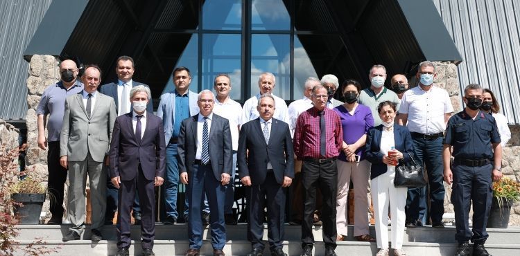 TALAS’TA PANDEMİ SÜRECİ DEĞERLENDİRİLDİ