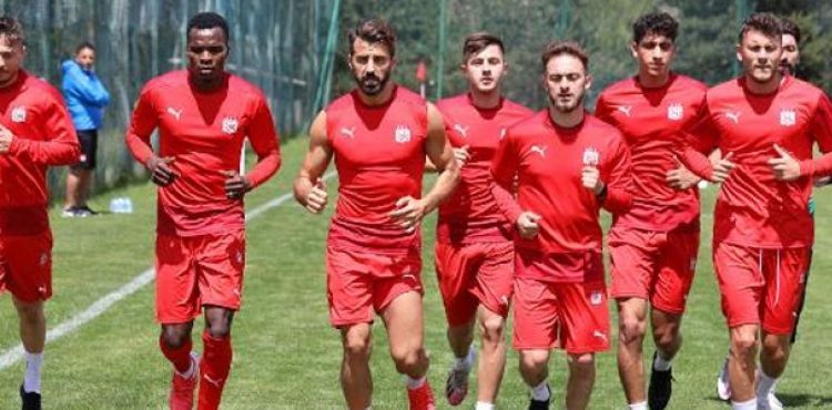 Sivasspor, yeni sezon hazırlıklarını sürdürüyor