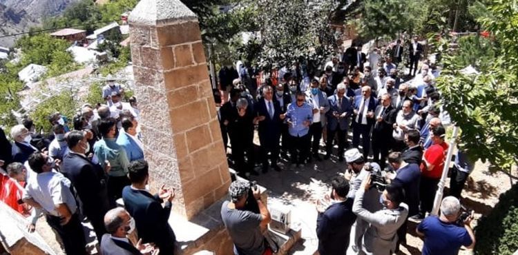 Başbağlar'da, PKK'nın katlettiği 33 kişi dualarla anıldı