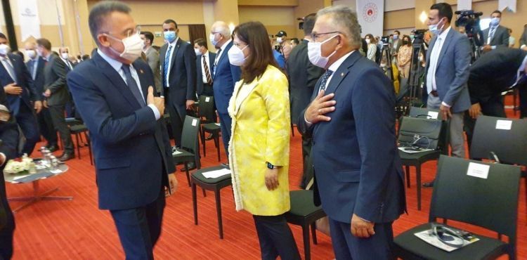 BÜYÜKKILIÇ, ANKARA’DA 288 MİLYON TL’LİK İMZAYI ATTI