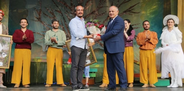 “YUNUS DİYE” ÇOCUK OYUNU YAHYALI'DA SAHNELENDİ