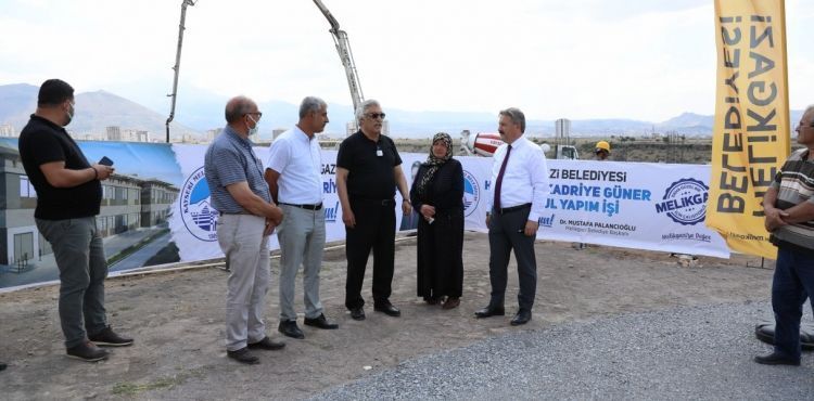 MELİKGAZİ’DEN YİNE YENİ BİR OKUL TEMELİ DAHA…