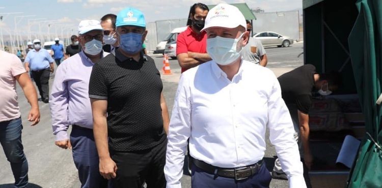 BAŞKAN ÇOLAKBAYRAKDAR, MODERN KURBAN KESİM YERİNDE