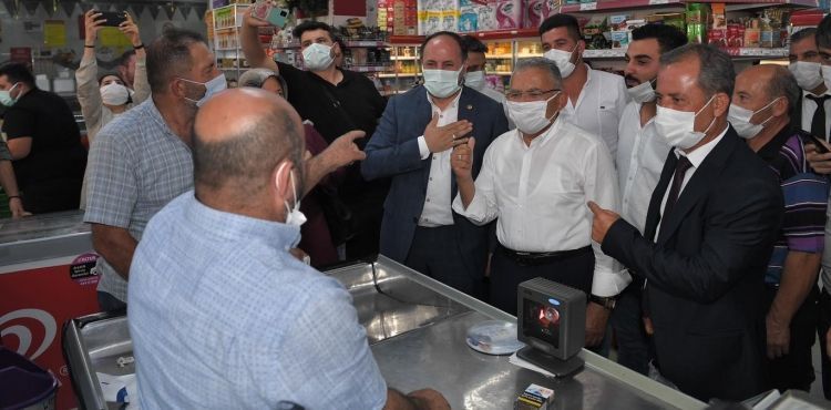 BAŞKAN BÜYÜKKILIÇ’TAN İLÇE İLÇE “BAYRAM” ZİYARETİ