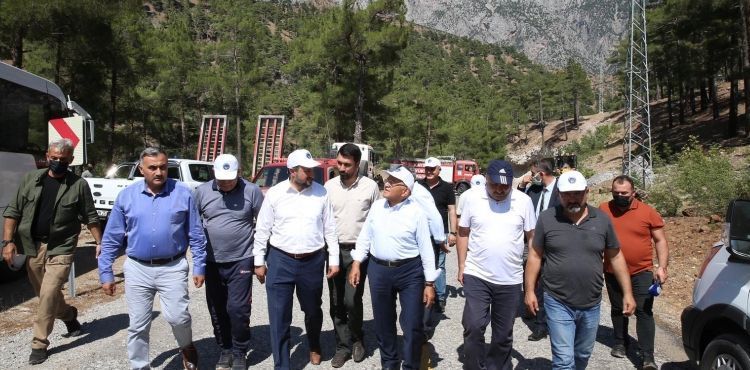 BÜYÜKKILIÇ, YAHYALI’DA YANGIN BÖLGESİNDE İNCELEMELERDE BULUNDU
