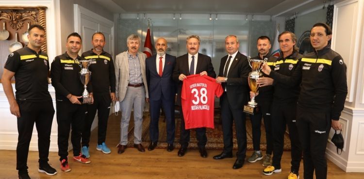 KAYSERİ MASTERLER SPOR KULÜBÜ’NDEN BAŞKAN PALANCIOĞLU’NA ZİYARET