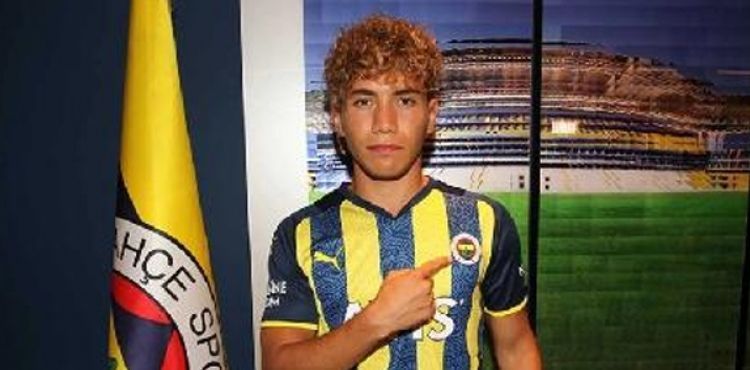 Fenerbahçe, Çağtay Kurukalıp ile 3 yıllık anlaşma sağladı