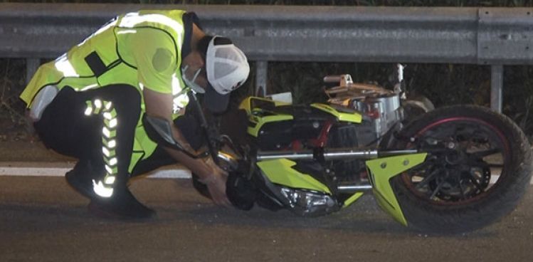 30 metre sürüklenen motosikletin sürücüsü öldü
