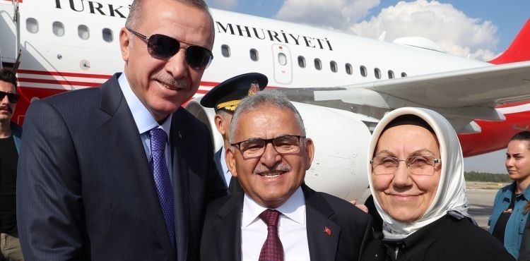 BÜYÜKKILIÇ: “AK PARTİ DAİMA YENİ, DAİMA GENÇ”