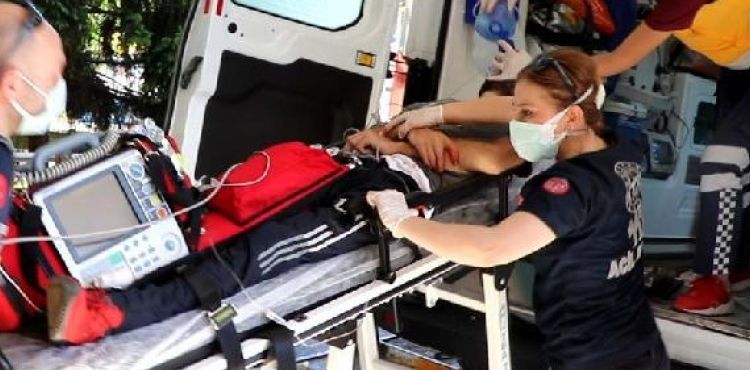 Kayseri'de Kuran kursu öğrencilerinin taşındığı midibüs şarampole devrildi: 7'si ağır 29 yaralı