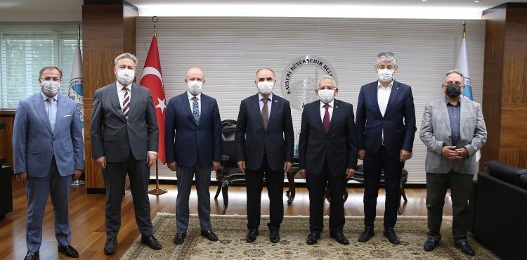 BÜYÜKŞEHİR’DE “BÜYÜK” ZİRVE