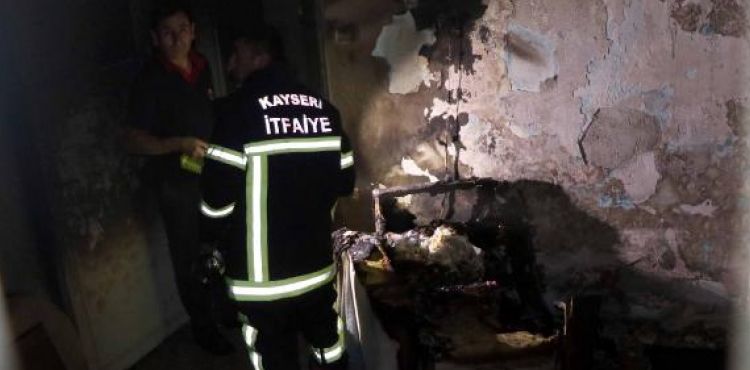 Bodrum katında çıkan yangın hasara neden oldu