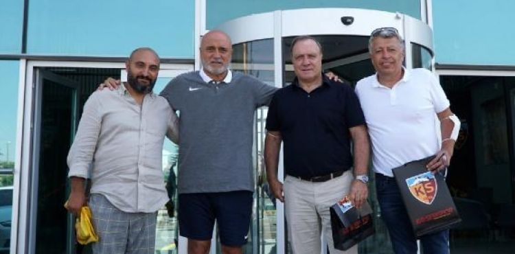 Hollandalı teknik direktör Dick Advocaat’tan Hikmet Karaman’a ziyaret