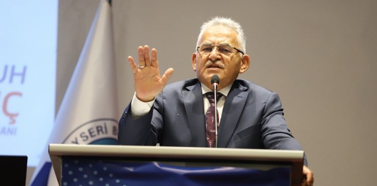 BÜYÜKKILIÇ’TAN ZABITAYA: “SİZ BİZİM VİTRİNİMİZSİNİZ”