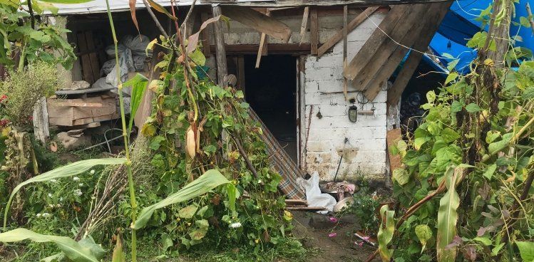 TAZİYE EVİNDE BALKON ÇÖKTÜ: 13 YARALI
