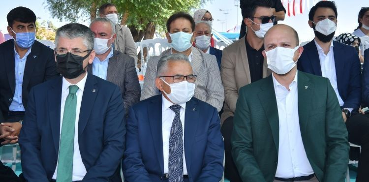 GELENEKSEL SPORLAR, BİNİCİLİK VE OKÇULUK TESİSİ’NE MUHTEŞEM AÇILIŞ