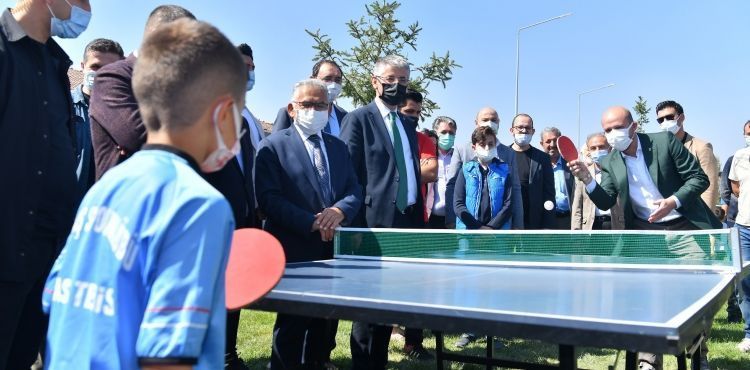 BÜYÜKŞEHİR’İN MUHTEŞEM TESİSİNDEN NEFES KESEN ŞAMPİYONA