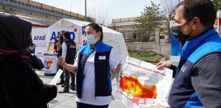 İÇİŞLERİ: 2021'DE 26 MİLYON KİŞİYE AFET EĞİTİMİ VERİLDİ