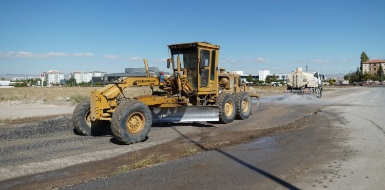 TALAS BULVARI İLE KOMANDO CADDESİ’NE YENİ BAĞLANTI YOLU YAPILIYOR