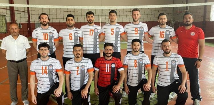 MELİKGAZİ VOLEYBOL TAKIMI URFA’YI 3-0 YENDİ