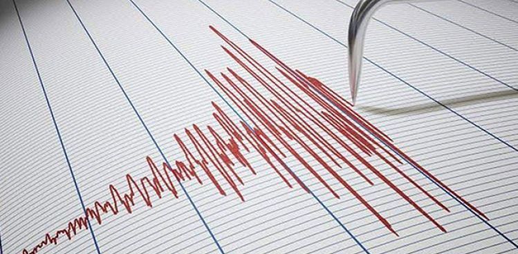 AKDENİZ'DE 6 BÜYÜKLÜĞÜNDE DEPREM