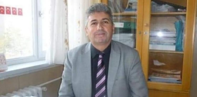 Nadir öğretmen kalbine yenik düştü