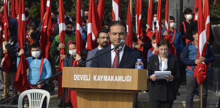 Cumhuriyetin 98. yılı Develi'de kutlandı
