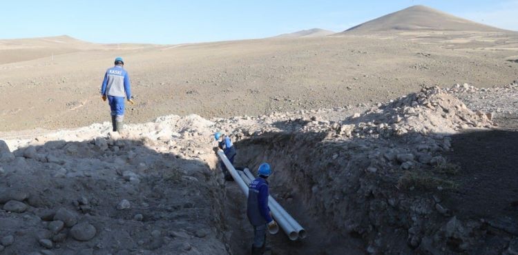 KASKİ, İNCESU İLÇESİ TAHİRİNİ MAHALLESİ’NDEKİ SU SIKINTISINI ÇÖZÜYOR