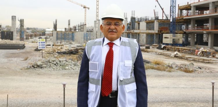 BAŞKAN BÜYÜKKILIÇ VE İL BAŞKANI ÇOPUROĞLU’NDAN HAVALİMANI İNCELEMESİ