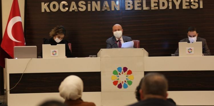 BAŞKAN ÇOLAKBAYRAKDAR, “ŞAMPİYON SPORCULAR YETİŞTİRİYORUZ”