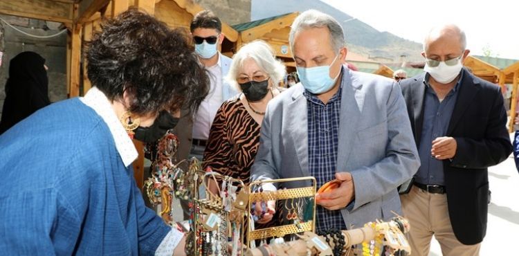 BU PAZAR ‘MAHARETLİ ELLER’ VAR