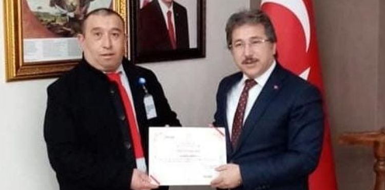 Sağlık çalışanı evinde ölü bulundu