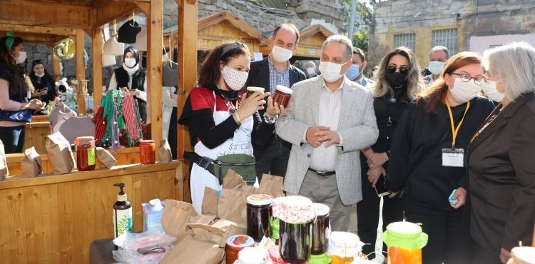 MAHARETLİ ELLER, EL EMEĞİ GÖZ NURU ÜRÜNLER