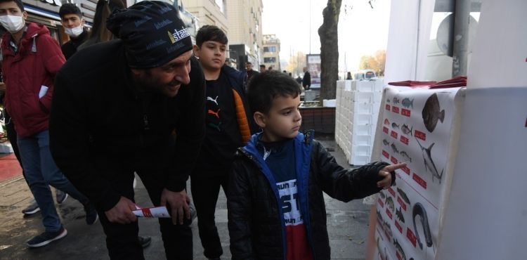 Vatandaşlara broşürlü balık uyarısı