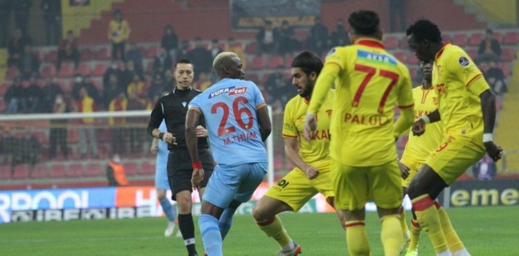 Kayserispor ile Göztepe yenişemedi